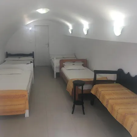 Marcos Oia (Santorini)