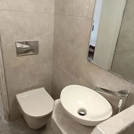 Ξενοδοχείο με διαμερίσματα Marcos Οία