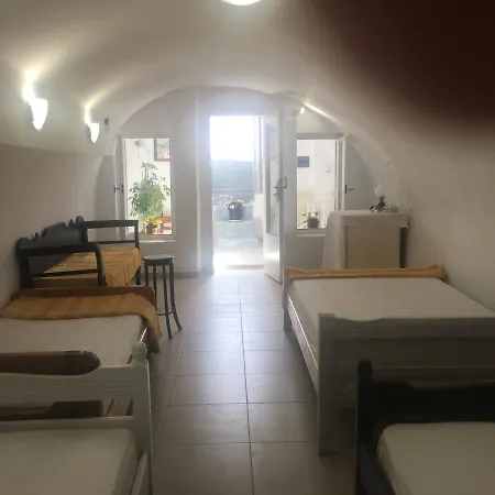 Apartahotel Marcos Oia (Santorini)