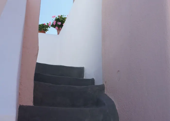 Marcos Apart Otel Oia