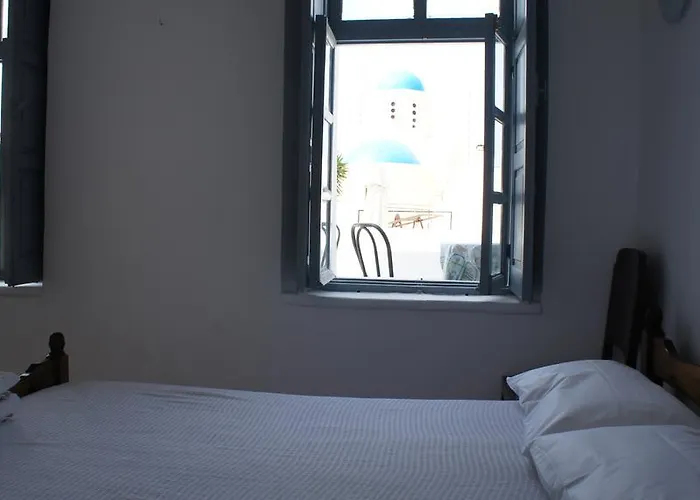 Aparthotel Marcos Oia