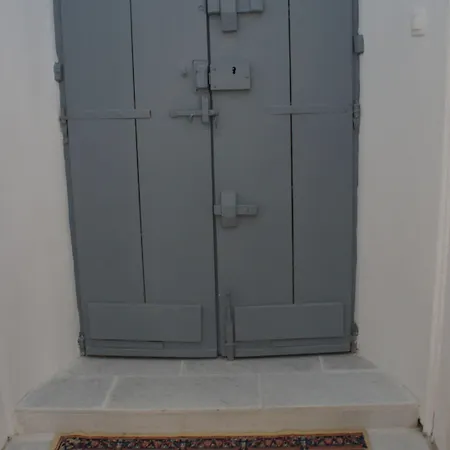 Marcos 3* Oia (Santorini)