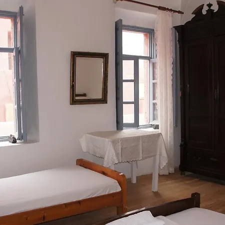 Apartahotel Marcos Oia (Santorini)