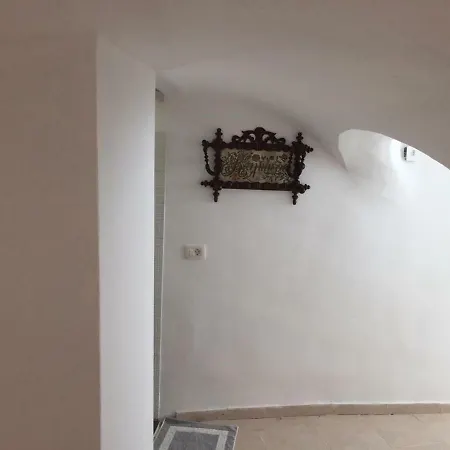 ماركوس روومز 3* أويا